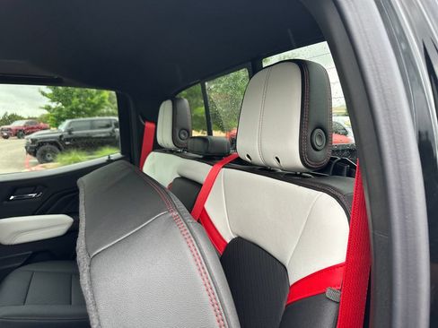 New 2026 GMC Canyon AT4X AWD/4WD image 24
