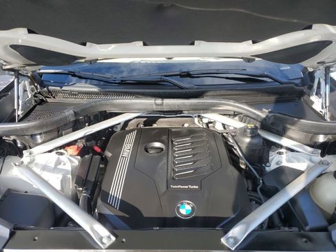 Used 2019 BMW X5 xDrive40i w/ Luxury Seating Package image 12