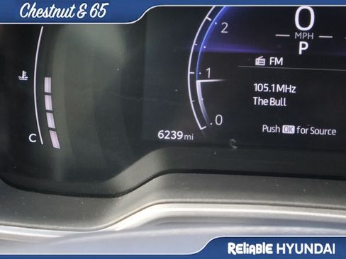 Used 2024 Toyota Corolla Cross XLE w/ Convenience Package AWD/4WD image 32
