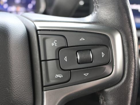 Used 2022 Chevrolet Silverado 1500 LT w/ Safety Package AWD/4WD image 39