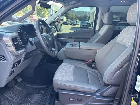 Used 2023 Ford F150 XLT AWD/4WD image 9