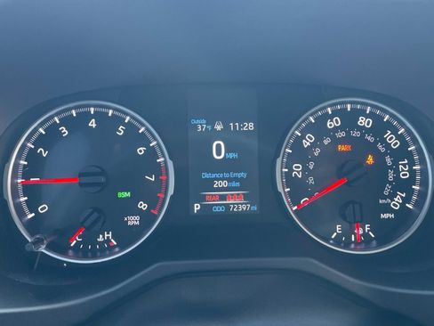 Used 2021 Toyota RAV4 LE image 3