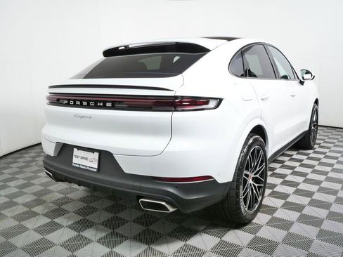 New 2026 Porsche Cayenne Coupe AWD/4WD image 30