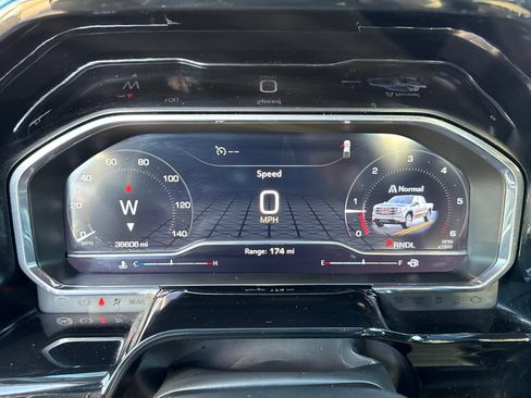 Certified 2024 GMC Sierra 1500 Elevation image 35