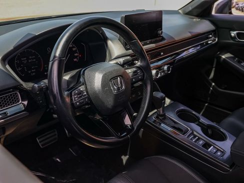 Used 2025 Honda Civic Sport image 14