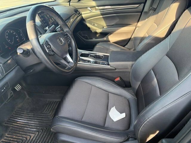 Used 2019 Honda Accord Sport image 9