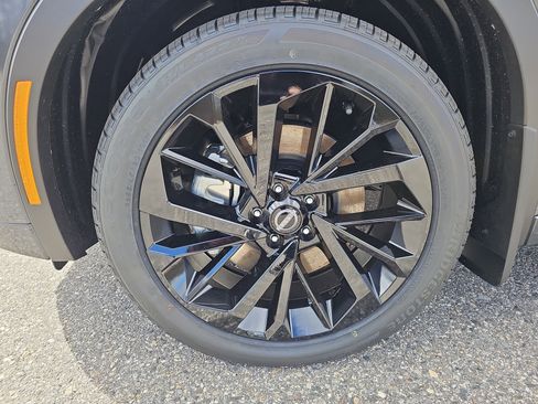New 2026 Nissan Rogue Platinum AWD/4WD image 11