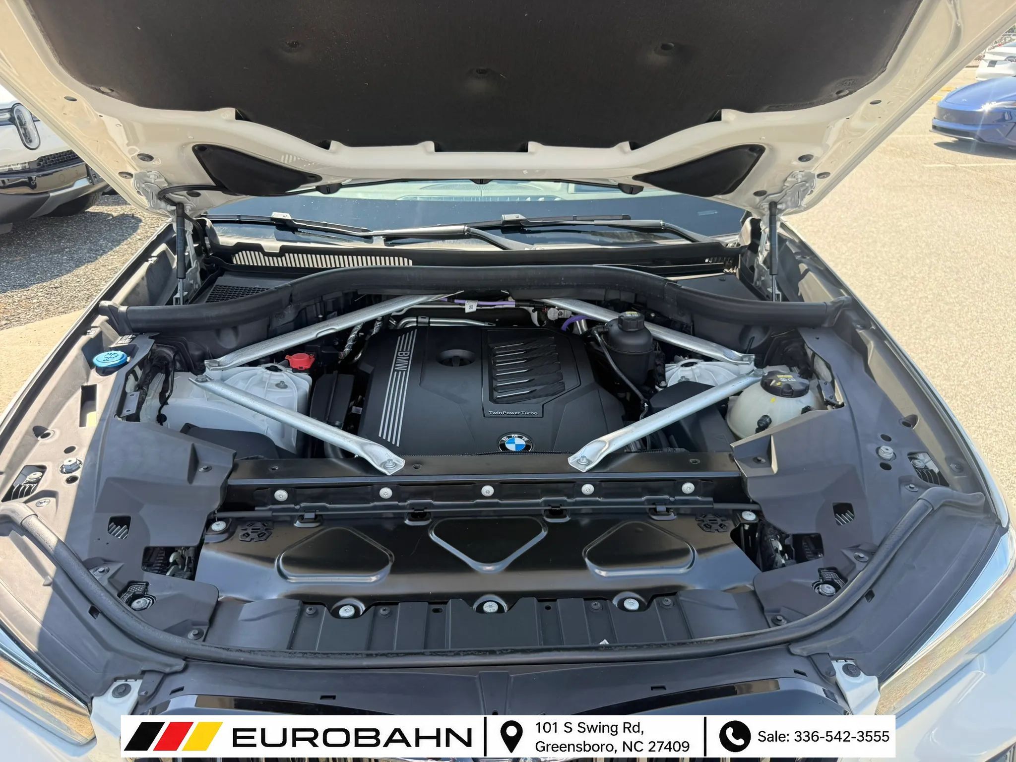 Used 2022 BMW X5 xDrive40i w/ M Sport Package AWD/4WD image 40