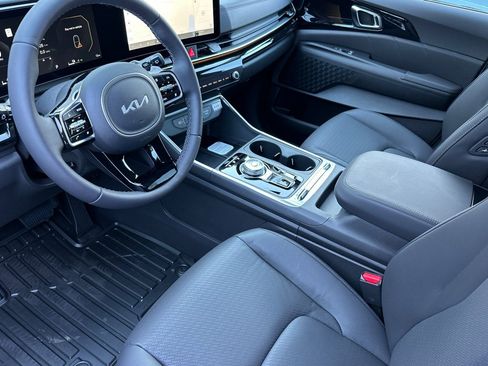 New 2026 Kia Carnival SX Prestige FWD image 6