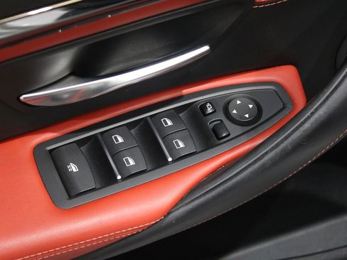 Used 2019 BMW M4 Convertible w/ Executive Package image 22