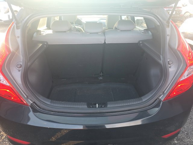 Used 2013 Hyundai Accent GS FWD image 5