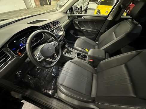 Used 2024 Volkswagen Tiguan Wolfsburg Edition FWD image 21