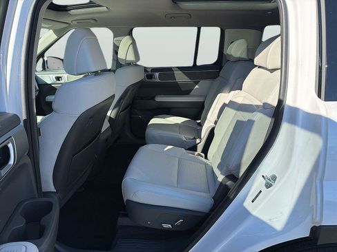 Certified 2026 Hyundai Santa Fe Limited image 10