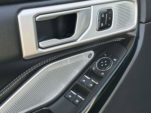 Used 2023 Ford Explorer ST w/ Equipment Group 401A image 24