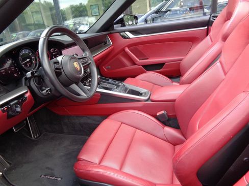 Used 2021 Porsche 911 Carrera image 14
