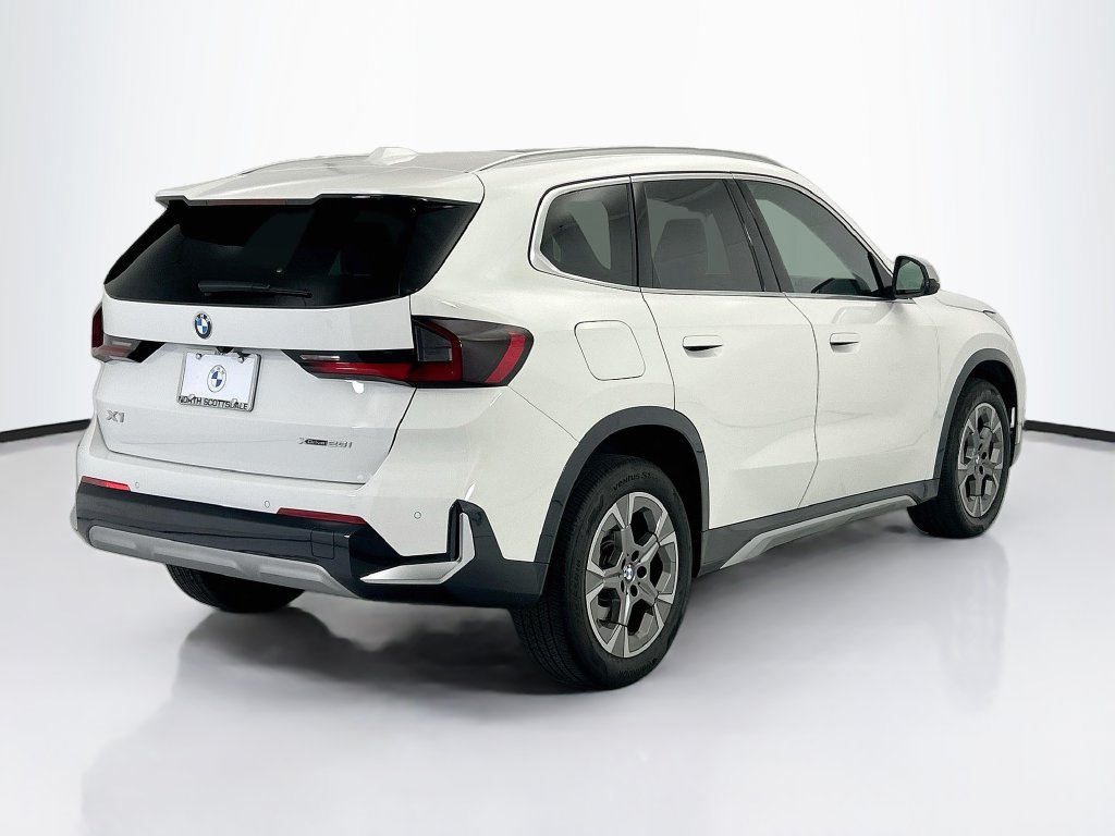 Used 2024 BMW X1 xDrive28i w/ Premium Package AWD/4WD image 5