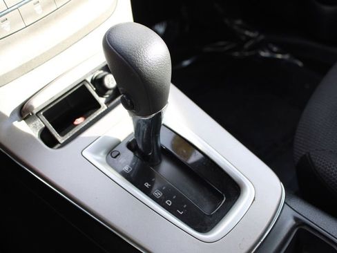 Used 2013 Nissan Sentra S image 30