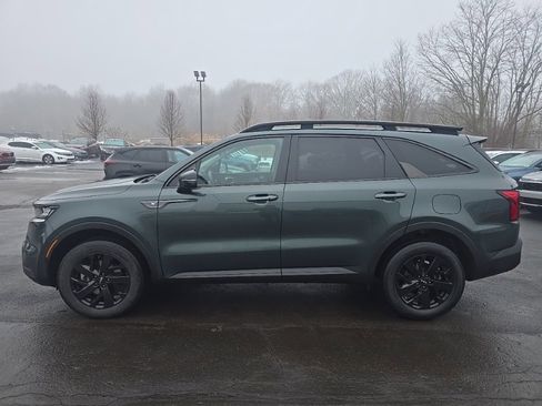 Certified 2023 Kia Sorento S image 4