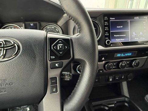 Used 2023 Toyota Tacoma TRD Sport AWD/4WD image 20