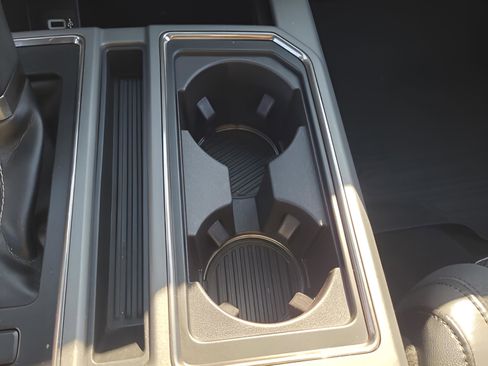 Used 2019 Ford F150 Raptor w/ Equipment Group 802A Luxury image 19