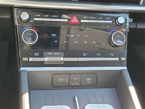 New 2026 Hyundai Santa Fe SE image 11