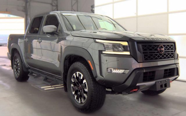 Used 2023 Nissan Frontier PRO-4X w/ Pro Convenience Package AWD/4WD image 3