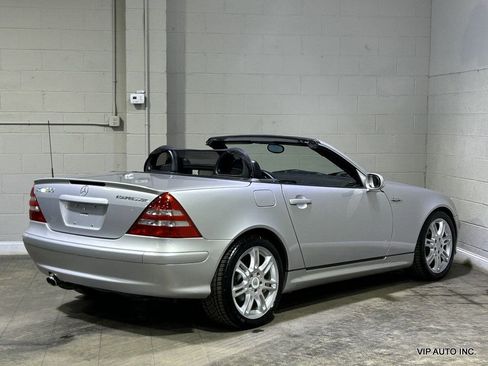 Used 2004 Mercedes-Benz SLK 230 image 8