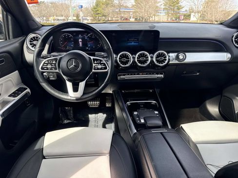 Used 2023 Mercedes-Benz GLB 250 4MATIC image 15