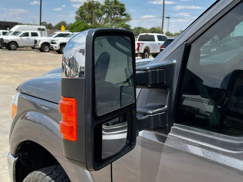 Used 2013 Ford F250 Lariat w/ Lariat Ultimate Pkg AWD/4WD image 9