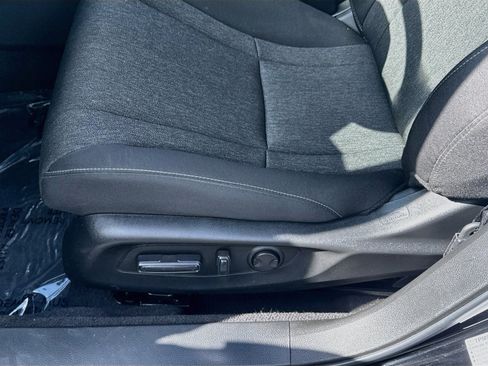 Used 2025 Honda Accord SE image 18