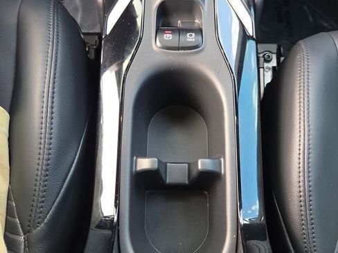 Used 2024 Toyota Corolla Cross AWD Hybrid w/ Convenience Package image 18