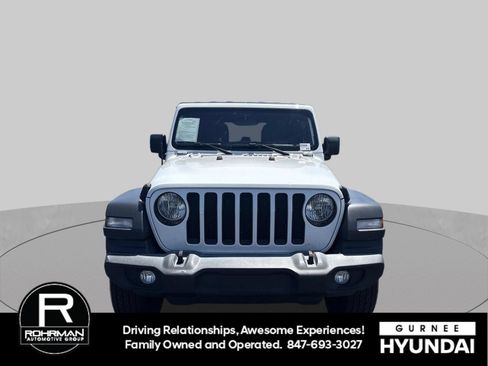 Used 2019 Jeep Wrangler Unlimited Sport AWD/4WD image 3