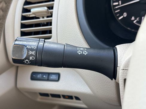 Used 2015 Nissan Altima 2.5 SL w/ Technology Package image 16