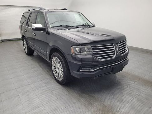 Used 2015 Lincoln Navigator 4WD w/ Equipment Group 101A Reserve image 13