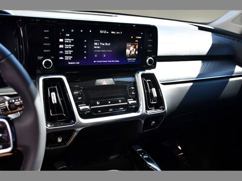 Used 2023 Kia Sorento SX AWD/4WD image 20