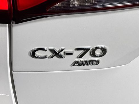 Used 2025 MAZDA CX-70 3.3 Turbo w/ Preferred Package AWD/4WD image 24