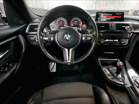 Used 2018 BMW M3 image 8