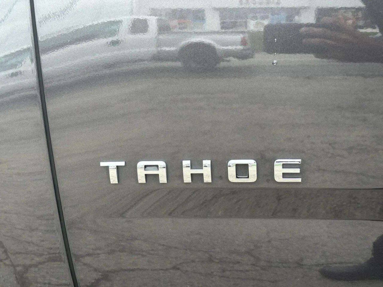 Used 2018 Chevrolet Tahoe LT AWD/4WD image 9