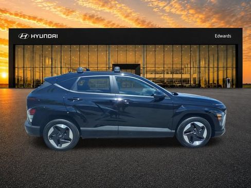 Certified 2024 Hyundai Kona SEL FWD image 6