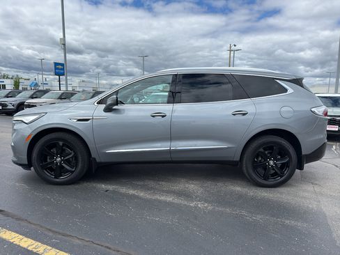 Used 2023 Buick Enclave Essence w/ Experience Buick Package AWD/4WD image 6