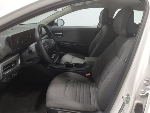 Used 2025 Kia K4 EX FWD image 17