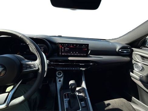 New 2025 Dodge Hornet R/T image 17