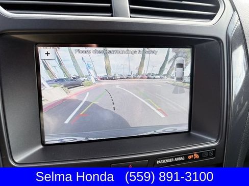 Used 2018 Ford Explorer XLT w/ Equipment Group 202A FWD image 19