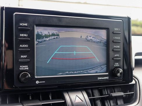 Certified 2020 Toyota RAV4 XLE w/ Carpet Mat Package FWD image 30