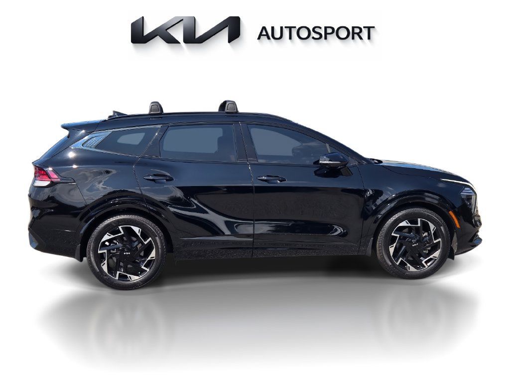 Certified 2025 Kia Sportage SX FWD image 7
