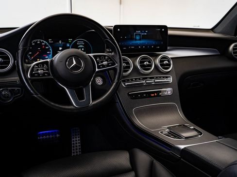 Certified 2022 Mercedes-Benz GLC 300 4MATIC image 4