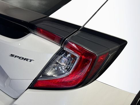 Used 2021 Honda Civic Sport image 34
