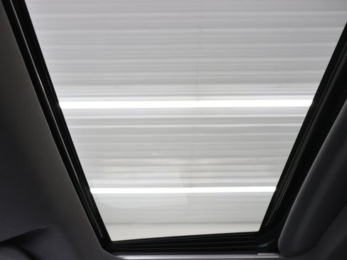 Used 2022 Chevrolet Silverado 2500 LT w/ Z71 Sport Edition image 14