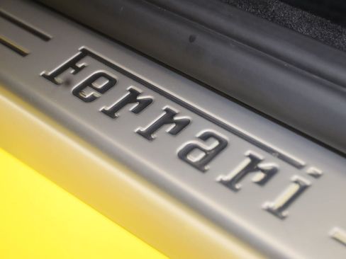 Used 2022 Ferrari Portofino M RWD image 44