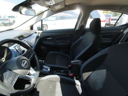 Used 2025 Nissan Versa SV w/ Trunk Package FWD image 12